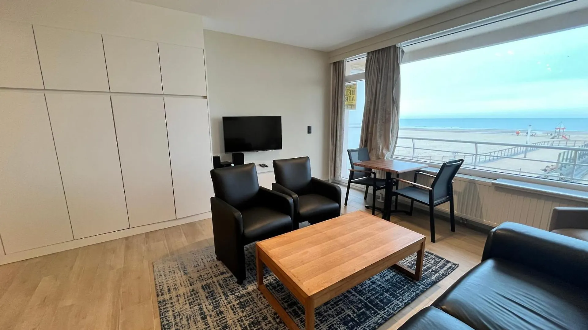 Luxurious 2-Bedroom Apartment With Sauna Front Sea View T95 오스텐드